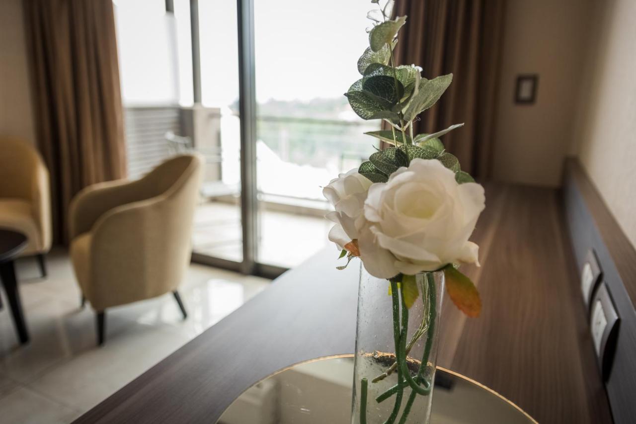 Eleton Resort & Spa Вилья-Карлос-Пас Экстерьер фото