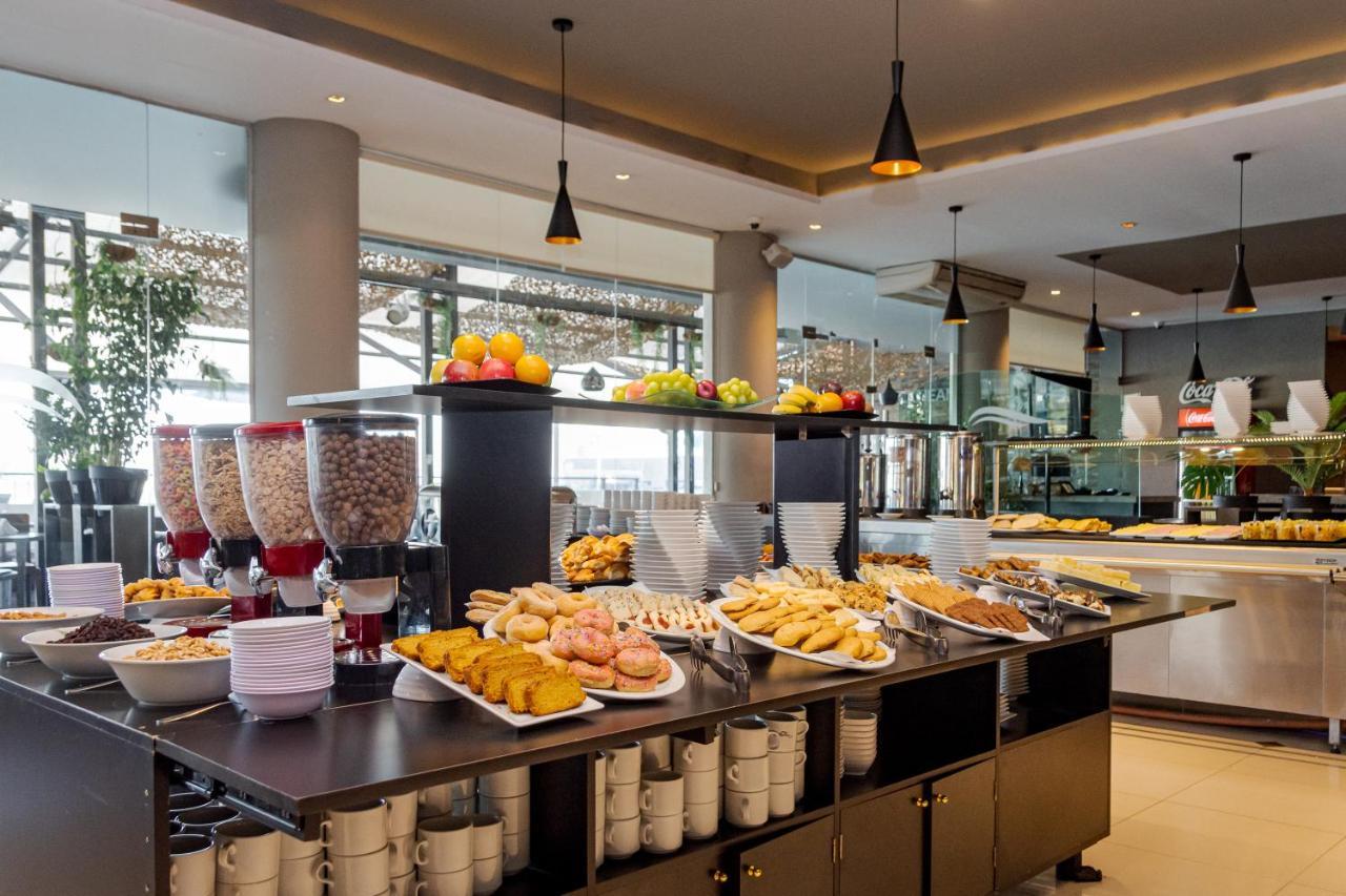 Eleton Resort & Spa Вилья-Карлос-Пас Экстерьер фото