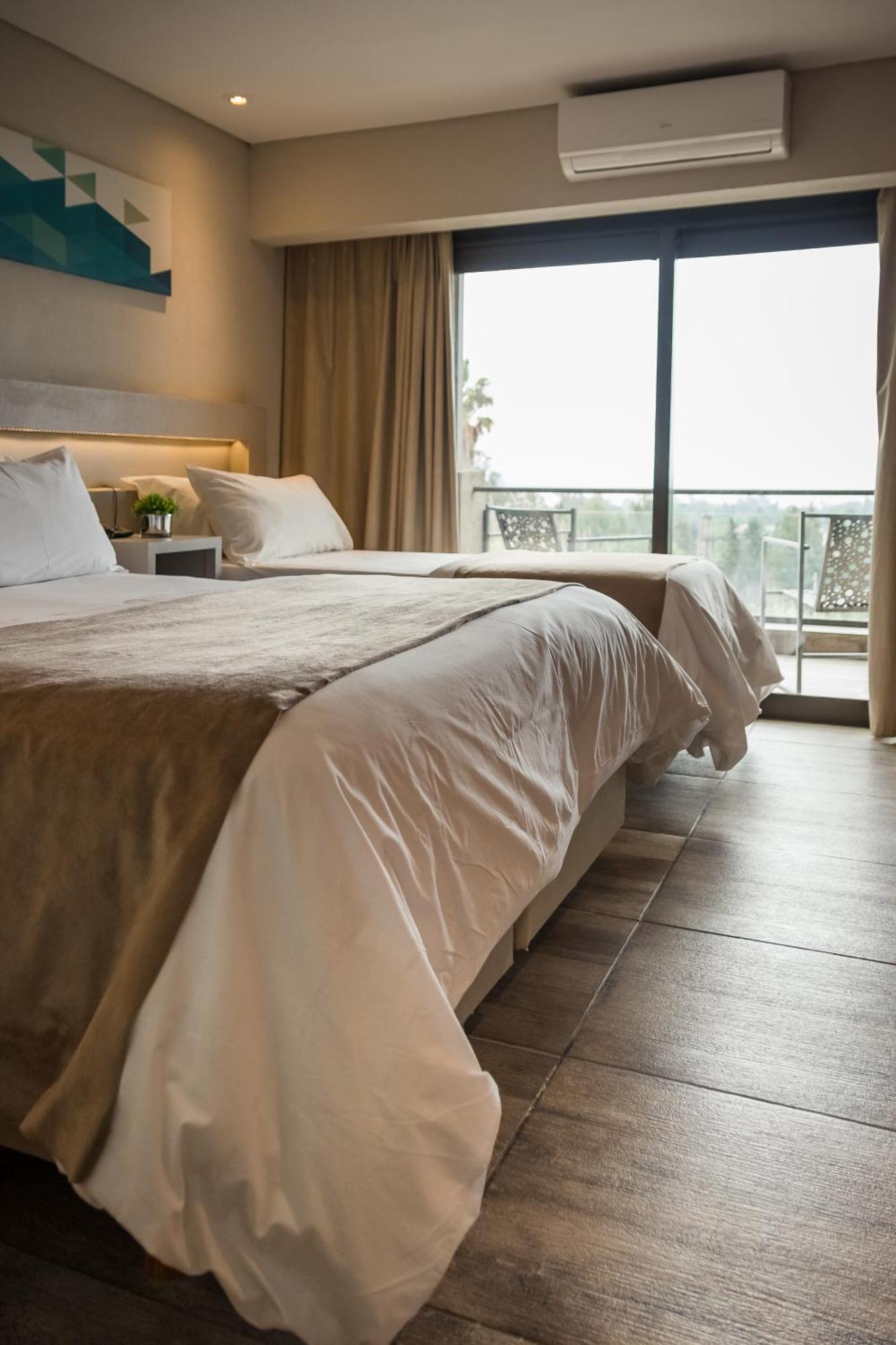 Eleton Resort & Spa Вилья-Карлос-Пас Экстерьер фото