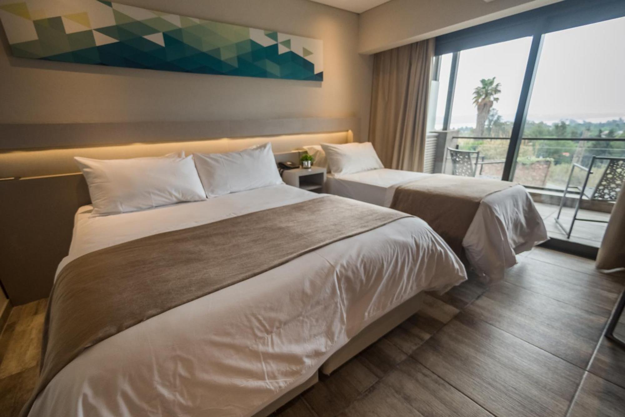 Eleton Resort & Spa Вилья-Карлос-Пас Экстерьер фото