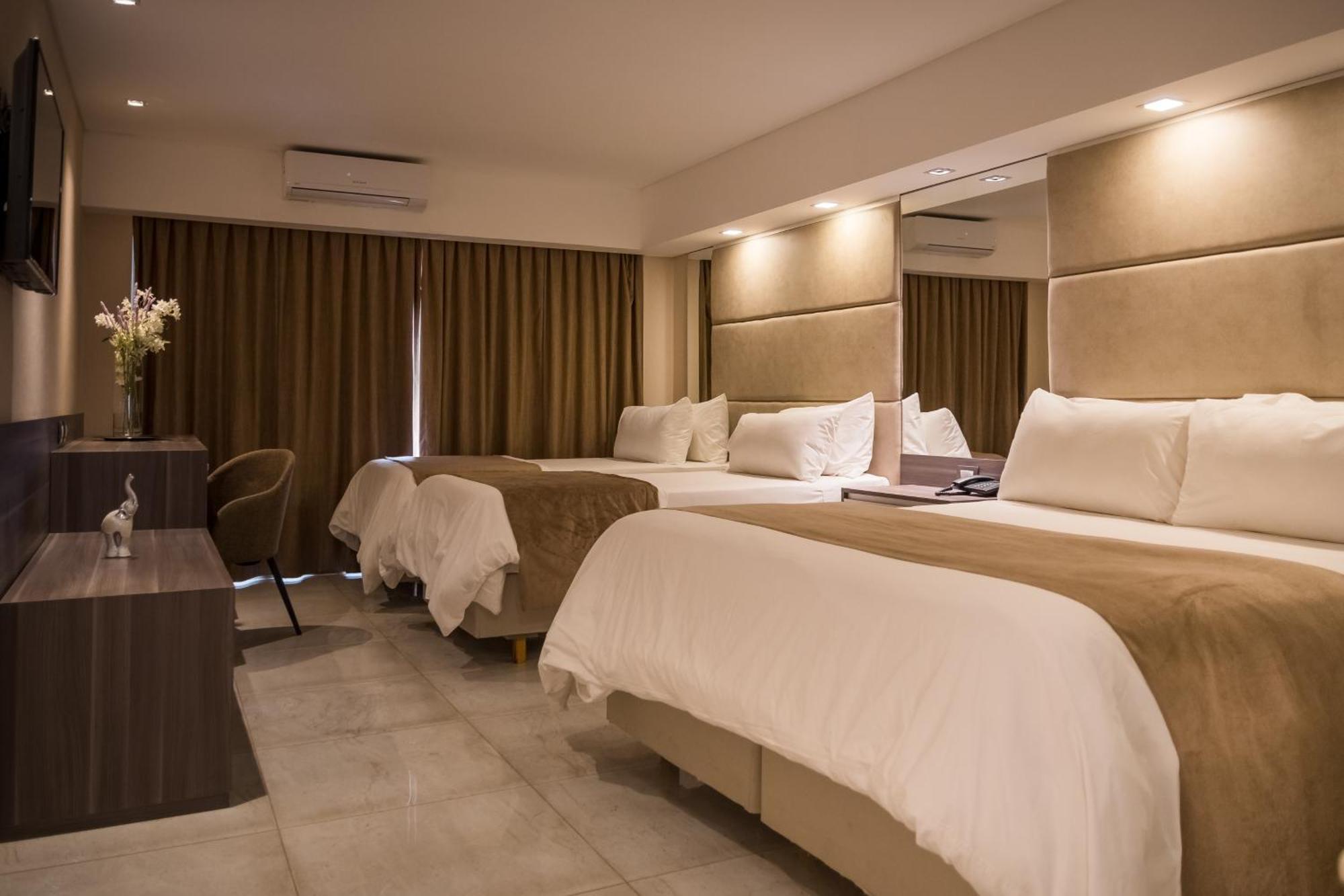 Eleton Resort & Spa Вилья-Карлос-Пас Экстерьер фото