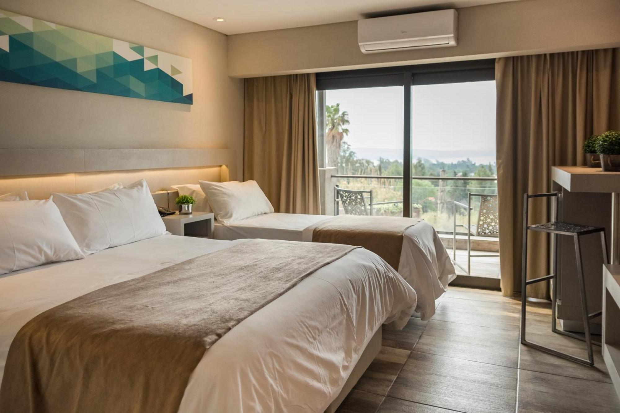 Eleton Resort & Spa Вилья-Карлос-Пас Экстерьер фото